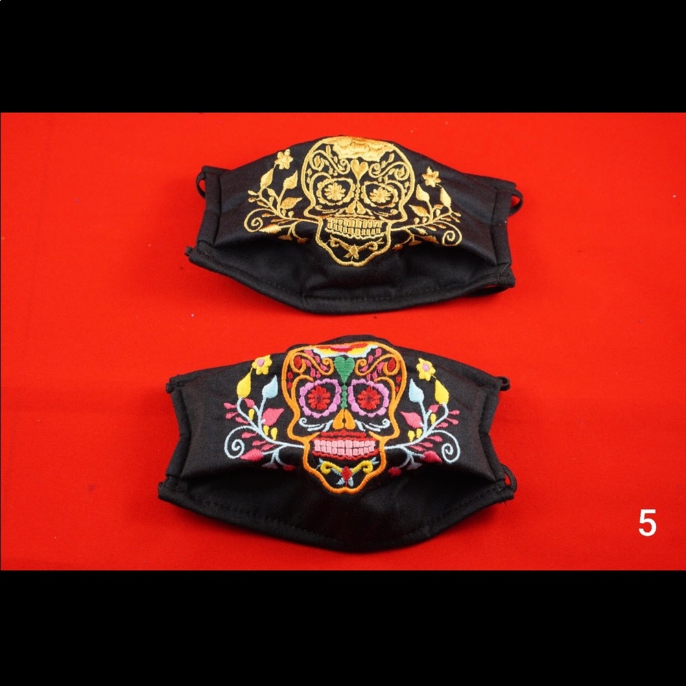Mask - Picture 5 of 9